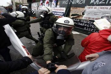 Άγρια καταστολή από την κυβέρνηση ΣΥΡΙΖΑΑΝΕΛ στην απεργιακή κινητοποίηση εκπαιδευτικών